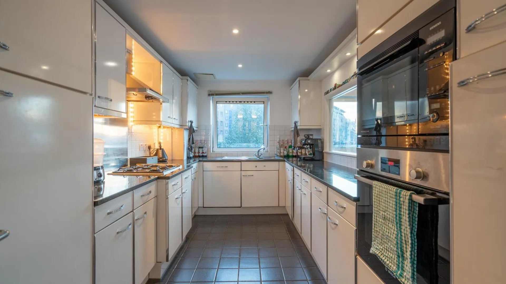 Tower Bridge Best Vue Apartment London
