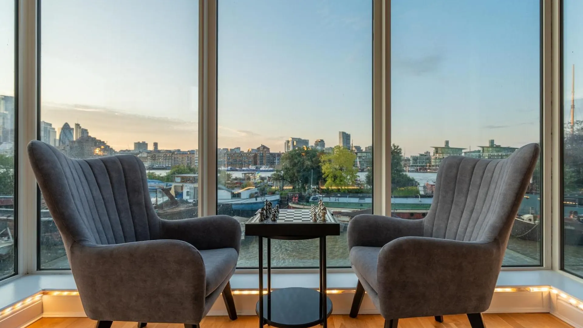 Tower Bridge Best Vue Apartment London