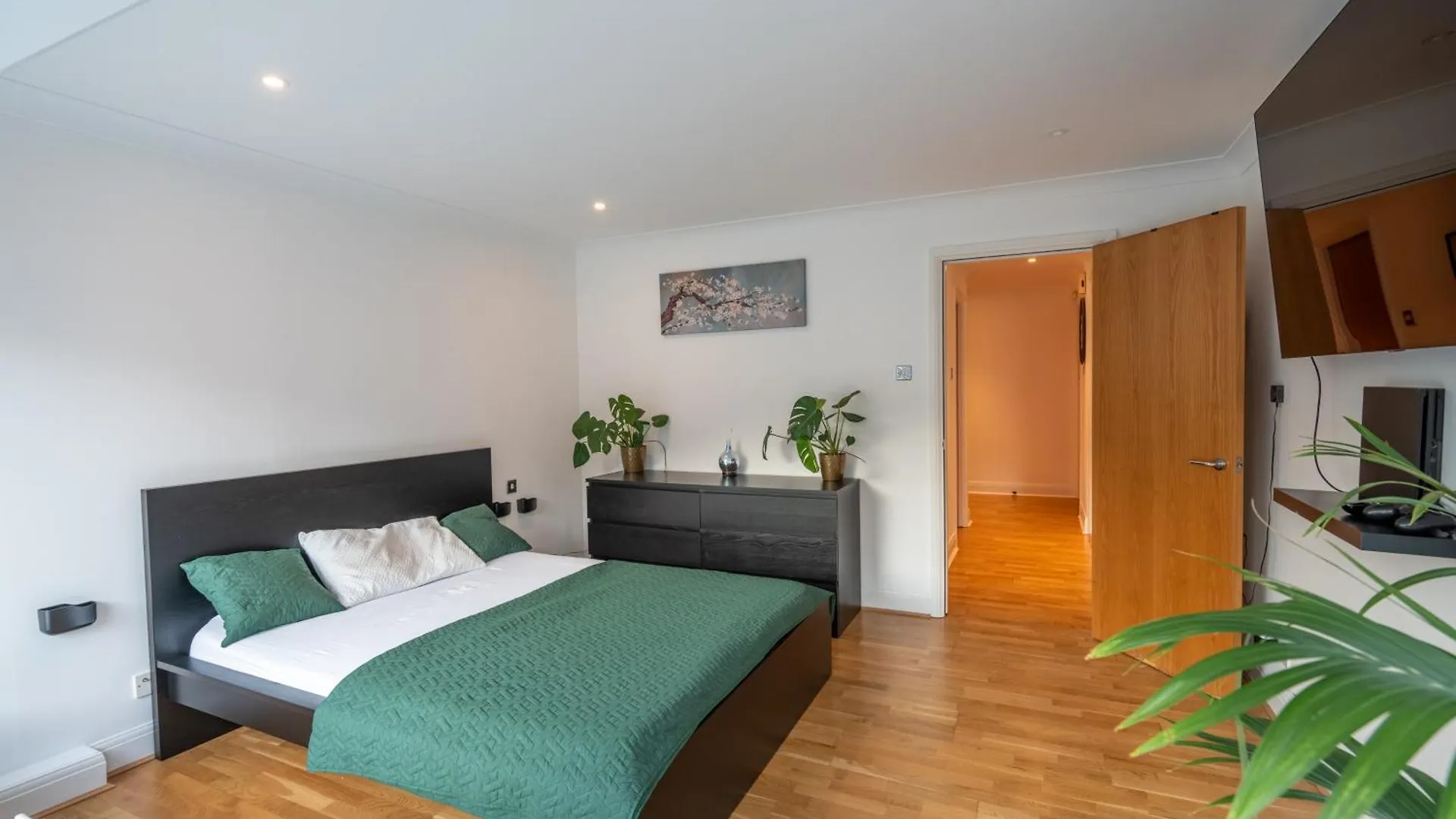 Tower Bridge Best Vue Apartment London